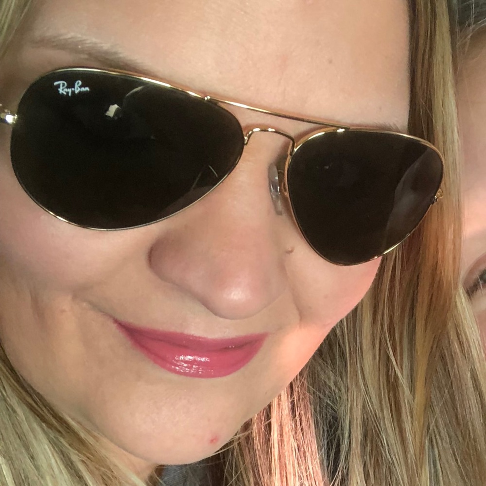 Meet your Posher, Megan